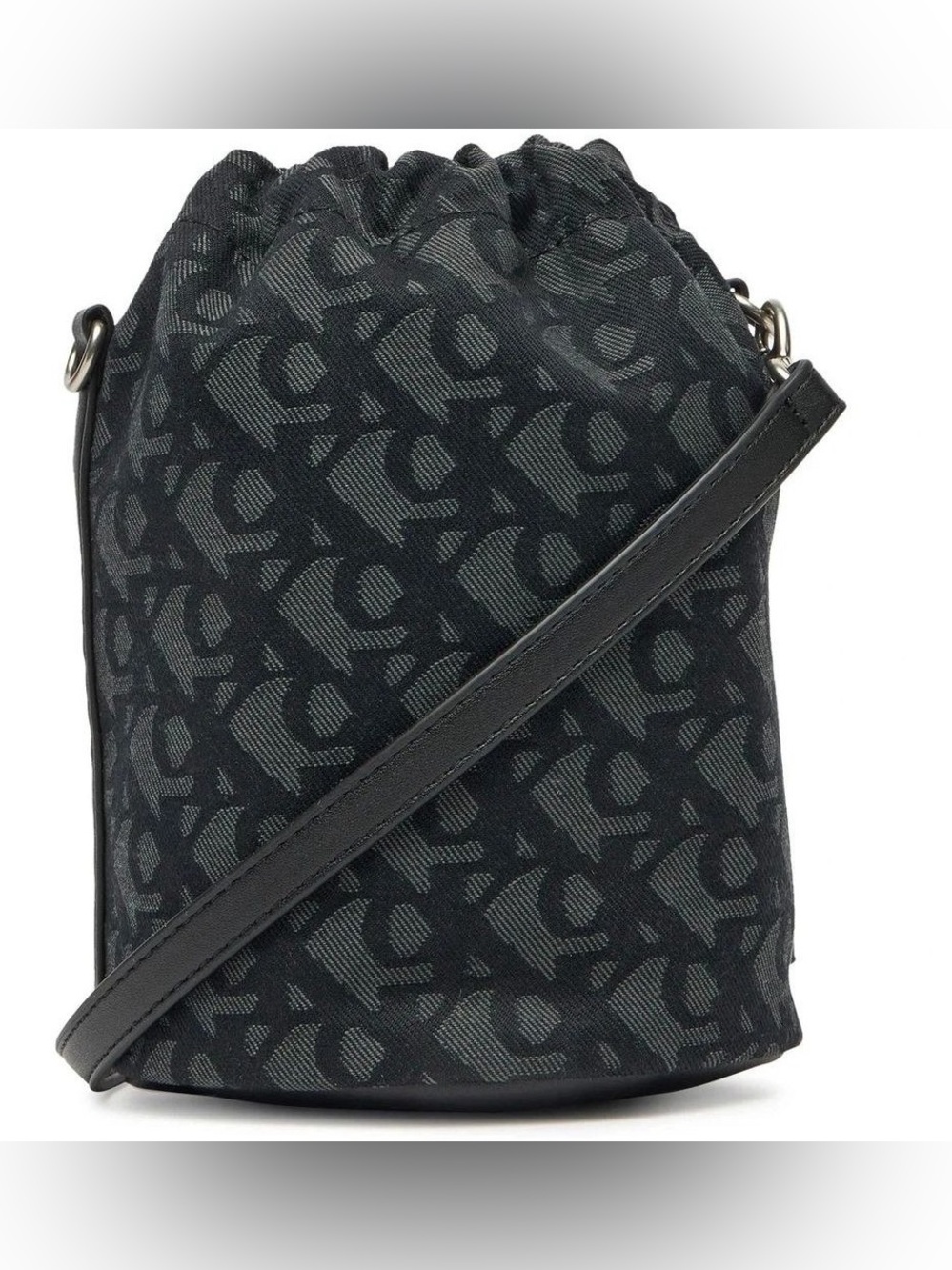 Calvin Klein Jeans
MONOGRAM BUCKET BAG - Cross body bag - black